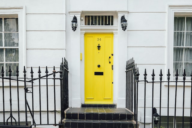 A Guide to Choosing the Right Metal Door for Your Home